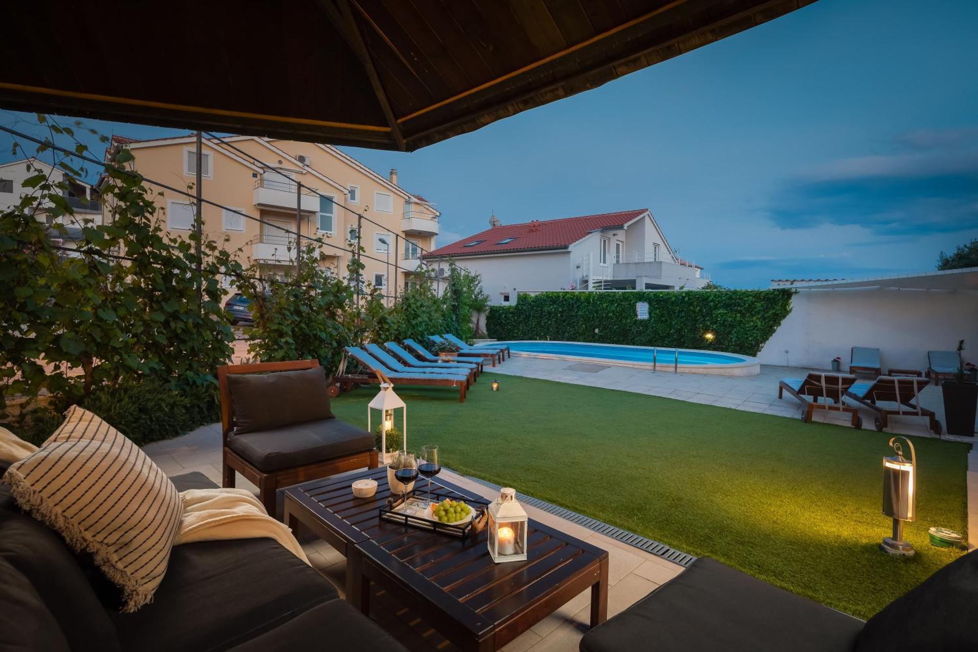 Apartments Tihi III Vodice Bagian luar foto