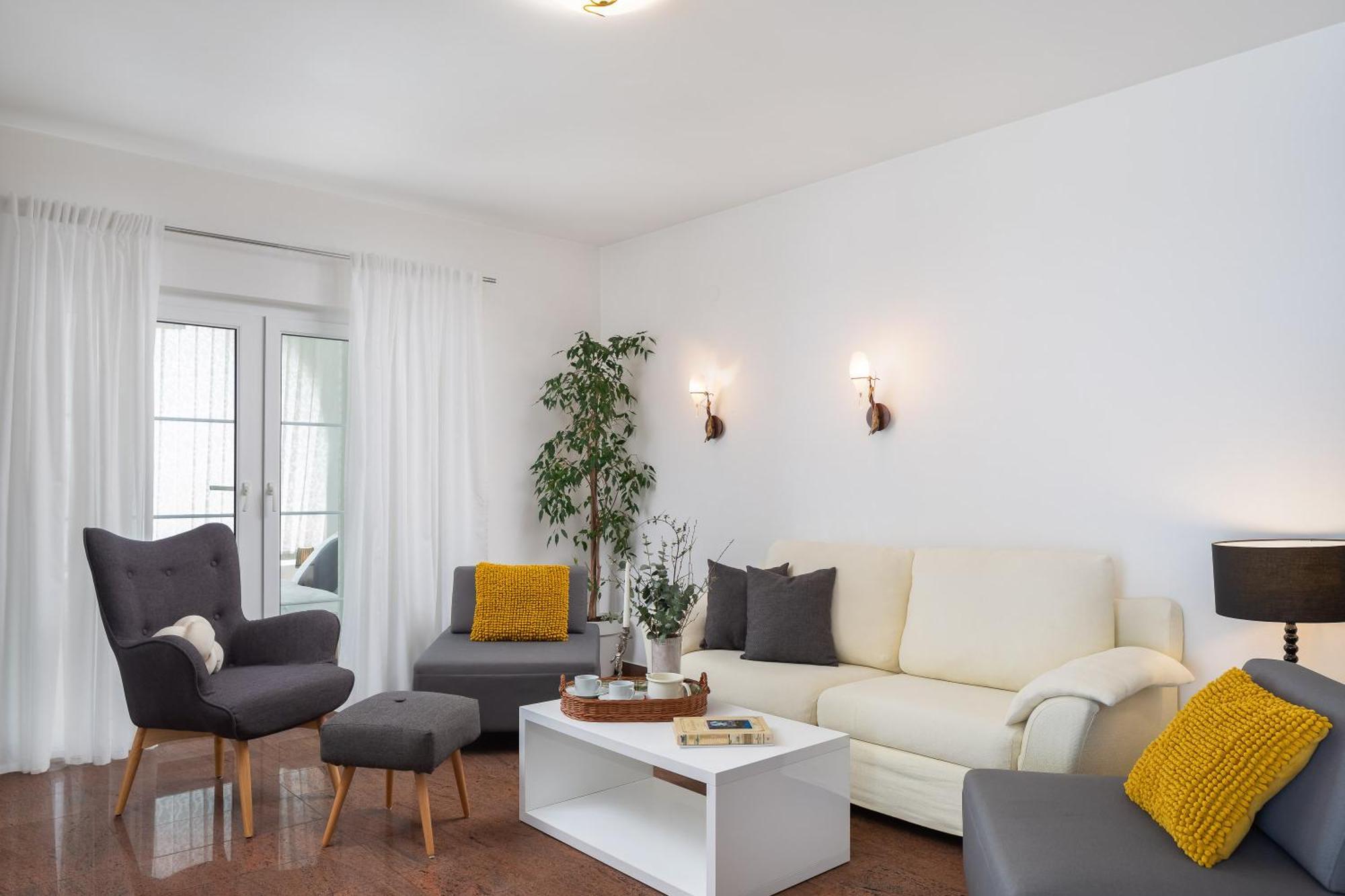 Apartments Tihi III Vodice Bagian luar foto