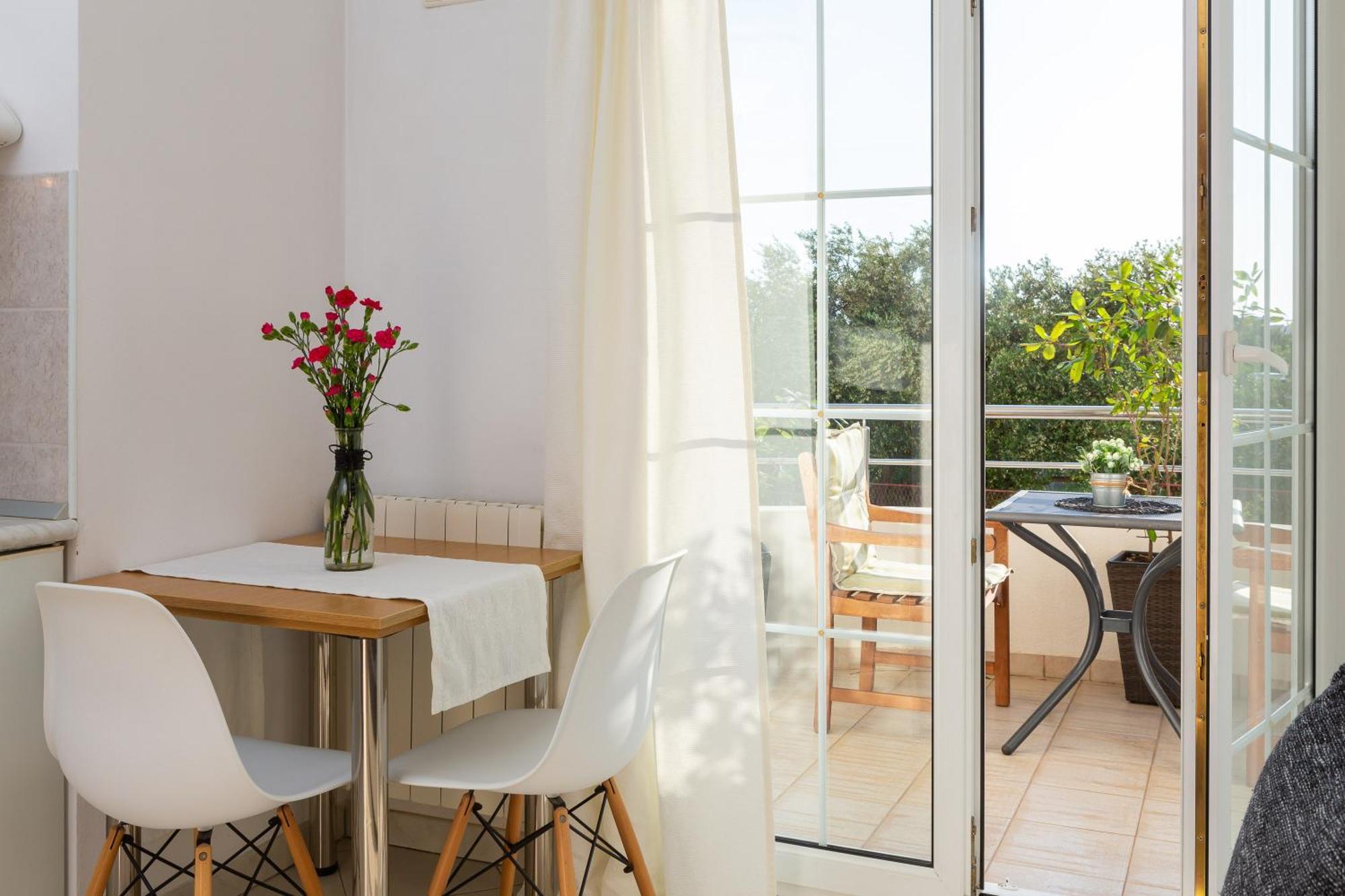Apartments Tihi III Vodice Bagian luar foto