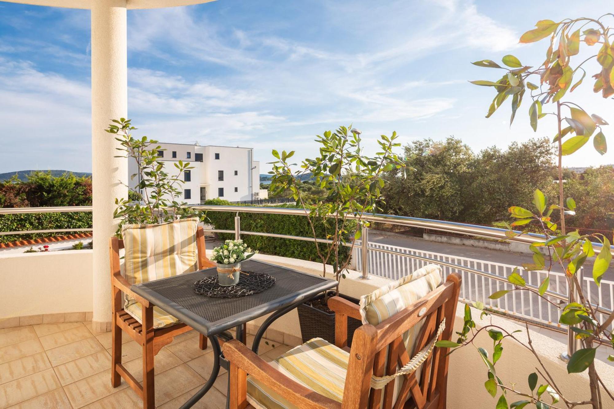 Apartments Tihi III Vodice Bagian luar foto