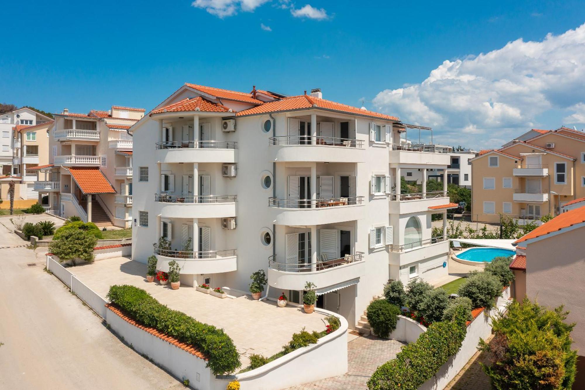 Apartments Tihi III Vodice Bagian luar foto